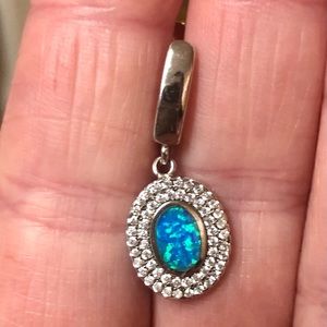 Earrings beautiful blue green opal and ring